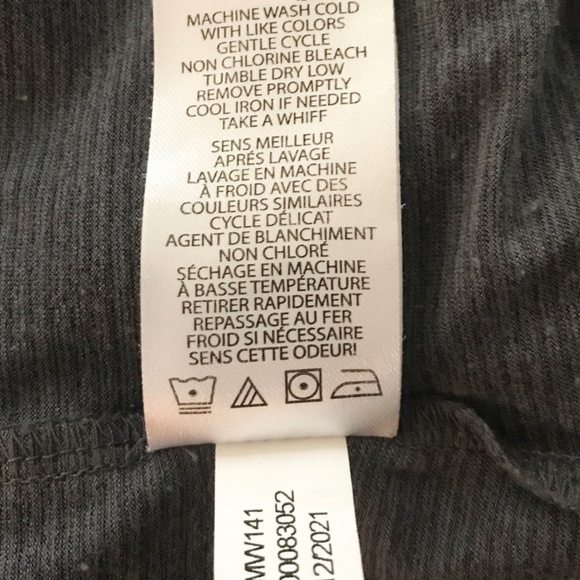 Travis Mathew Polo Shirt Size XL - Picture 6 of 6